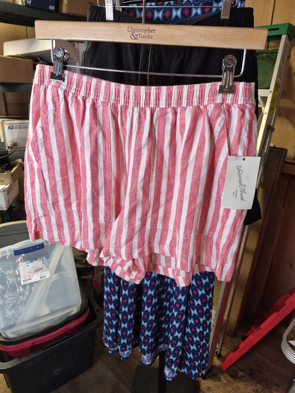 Universal Thread Pink and White Striped Pull-On Shorts Bin 53